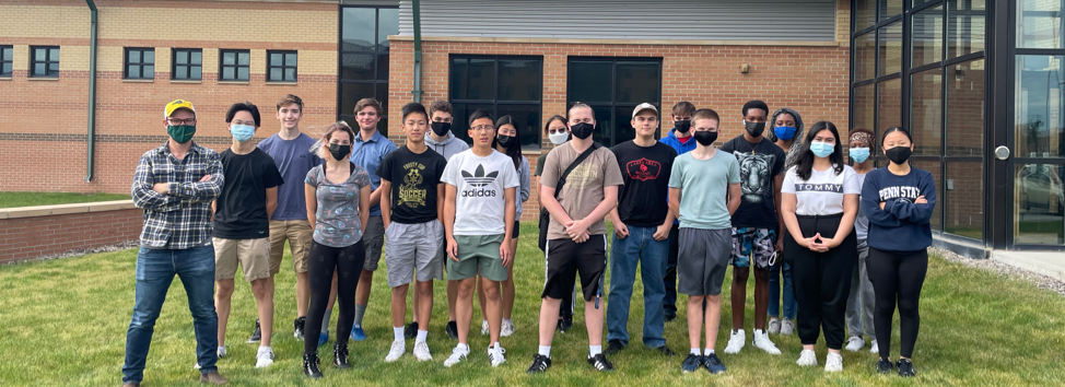 Group photo of Plant the Moon group 2021