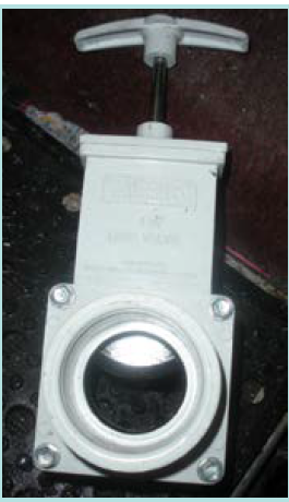 Figure 2. Knife valve.