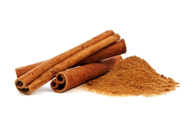 Cinnamon sticks and ground cinnamon