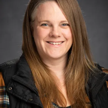 Headshot of Andrea Arntson