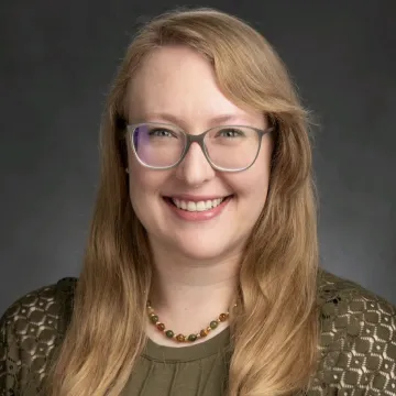 Headshot of Bethany Roberton